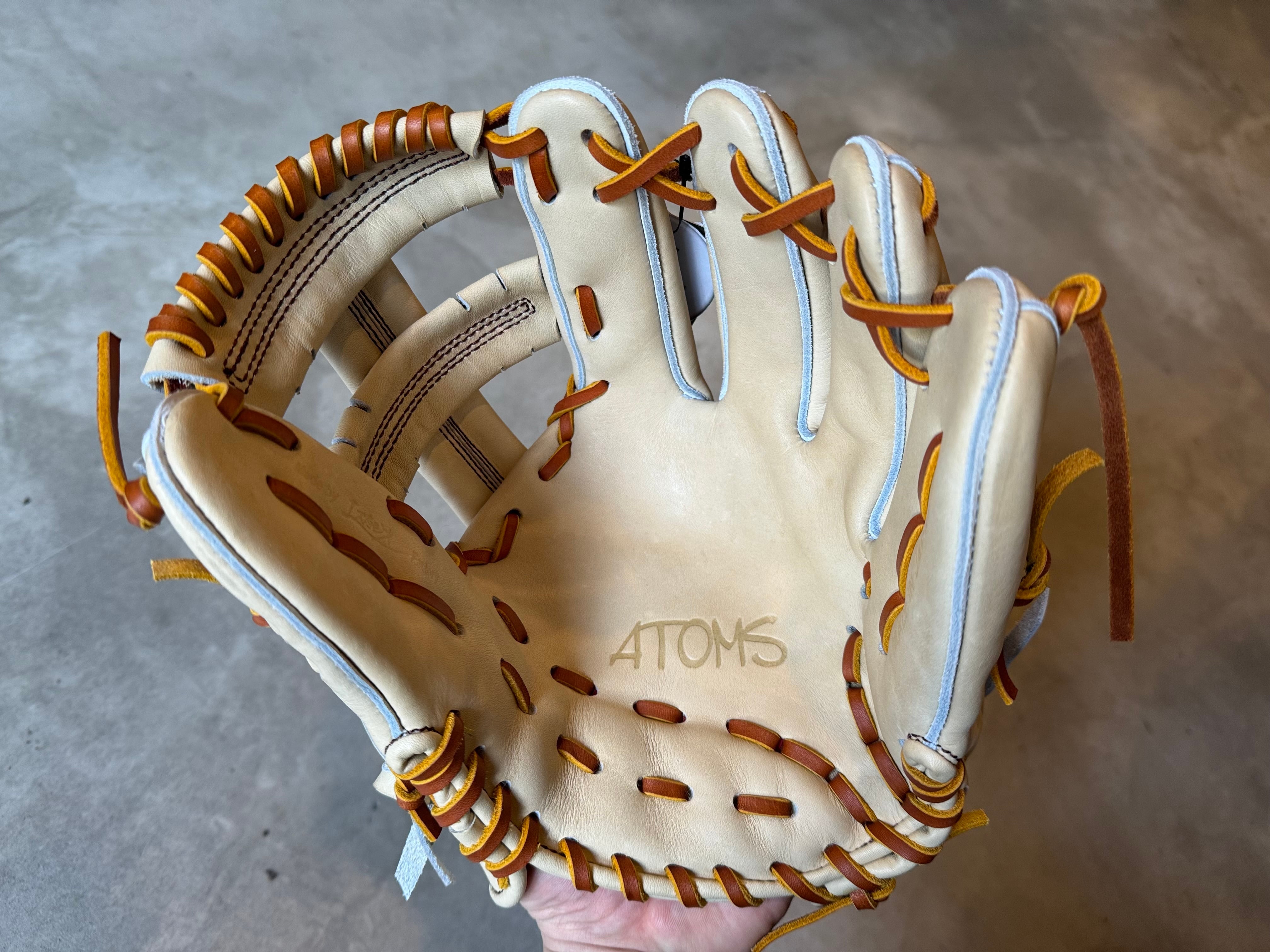 NEO PROFESSIONAL LINE【ATOMS】硬式用グローブ 内野手用 021型 レッド