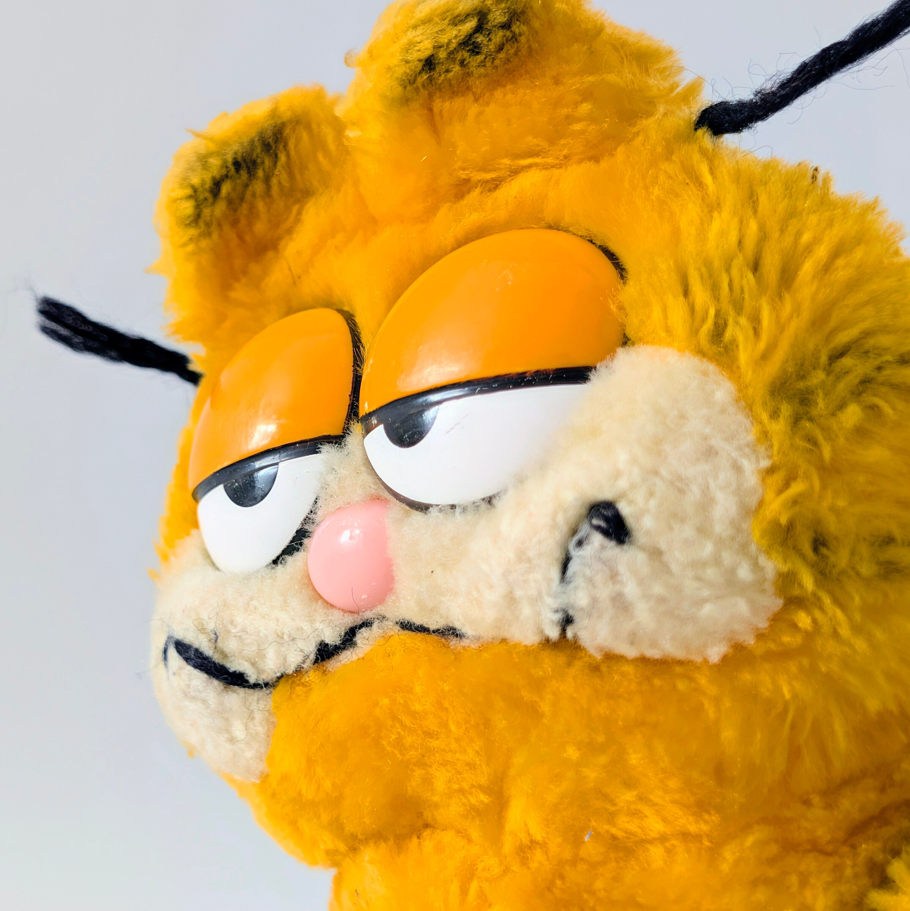 ☆ VINTAGE 1980年代初期 ☆【 Garfield ( ガーフィールド ) 】『 ガーフィールド / おすわり左向き 』Sサイズ / ぬいぐるみ プラッシュ plush 1980年代年製 〚アメリカン雑貨 アメトイ〛
