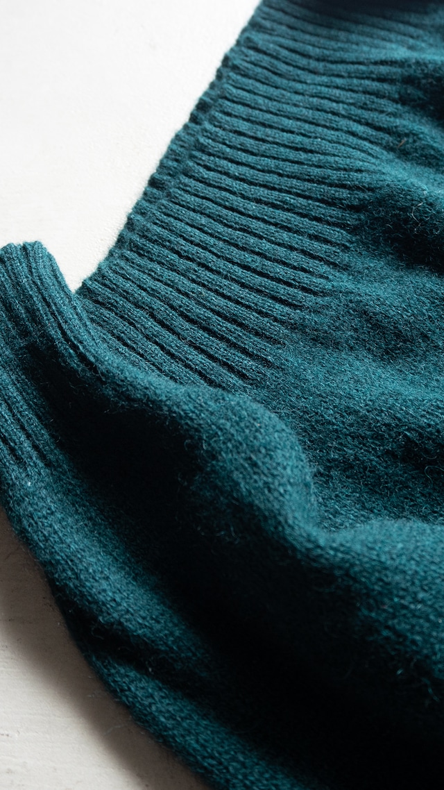 "Paul Stuart" used Wool saddle shoulder knit