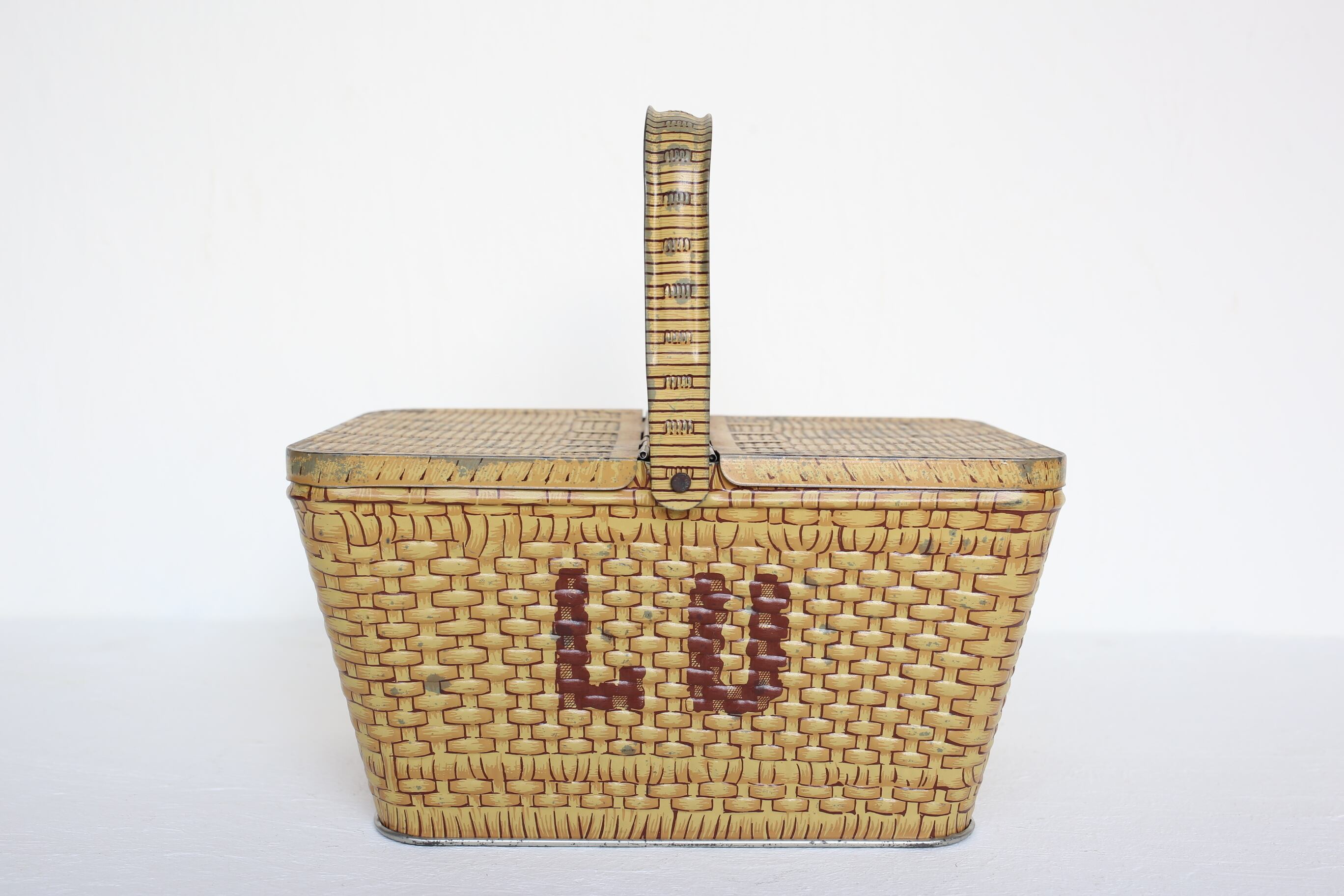 フランス アンティーク ヴィンテージ LU バスケット パニエ 缶 N-00607