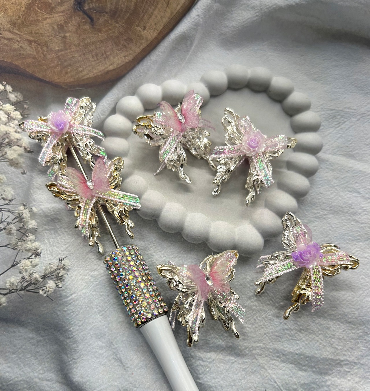 [１個]リボンローズ バタフライ ゴージャス✨ビーズ