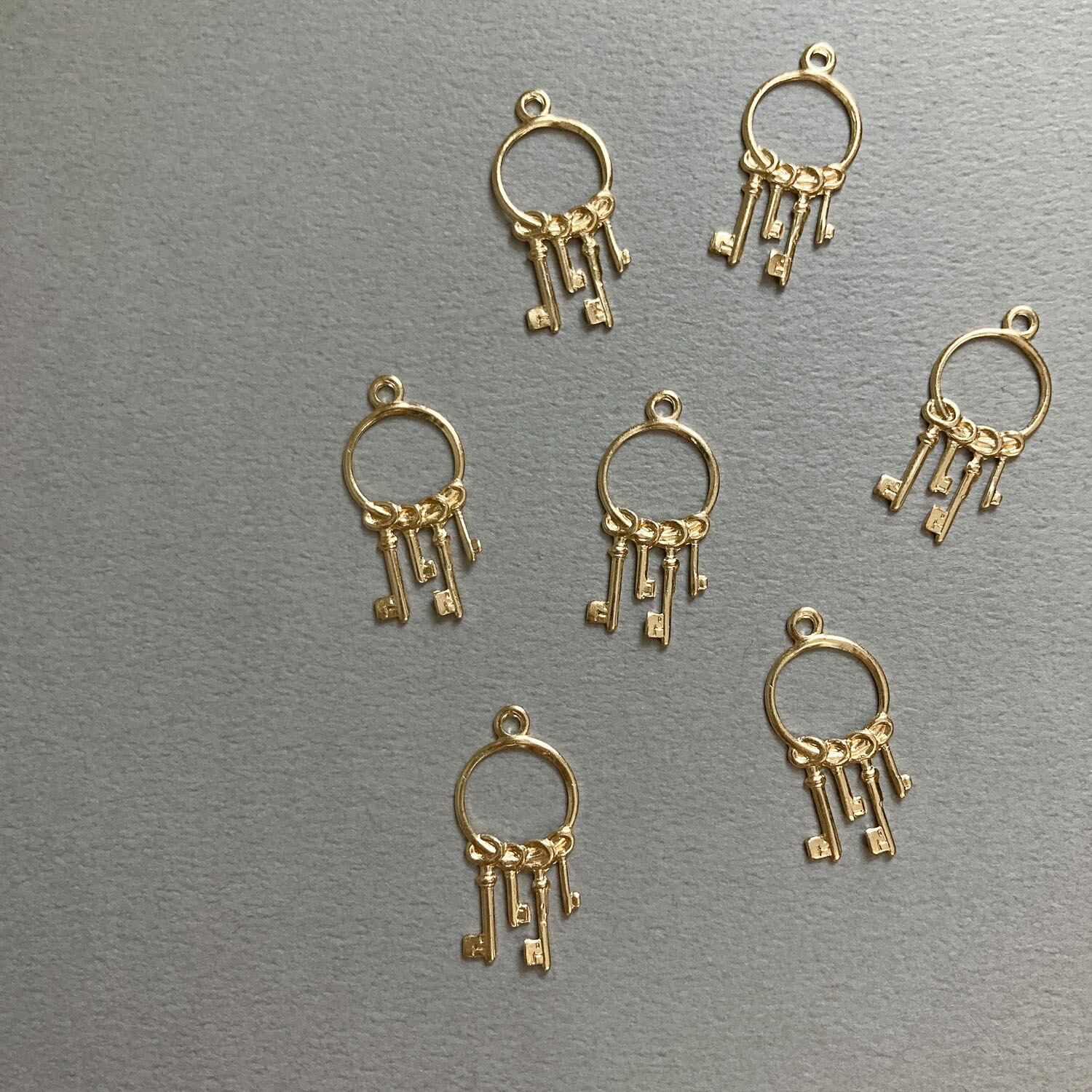 〈最終入荷〉USA真鍮 4つの鍵チャーム