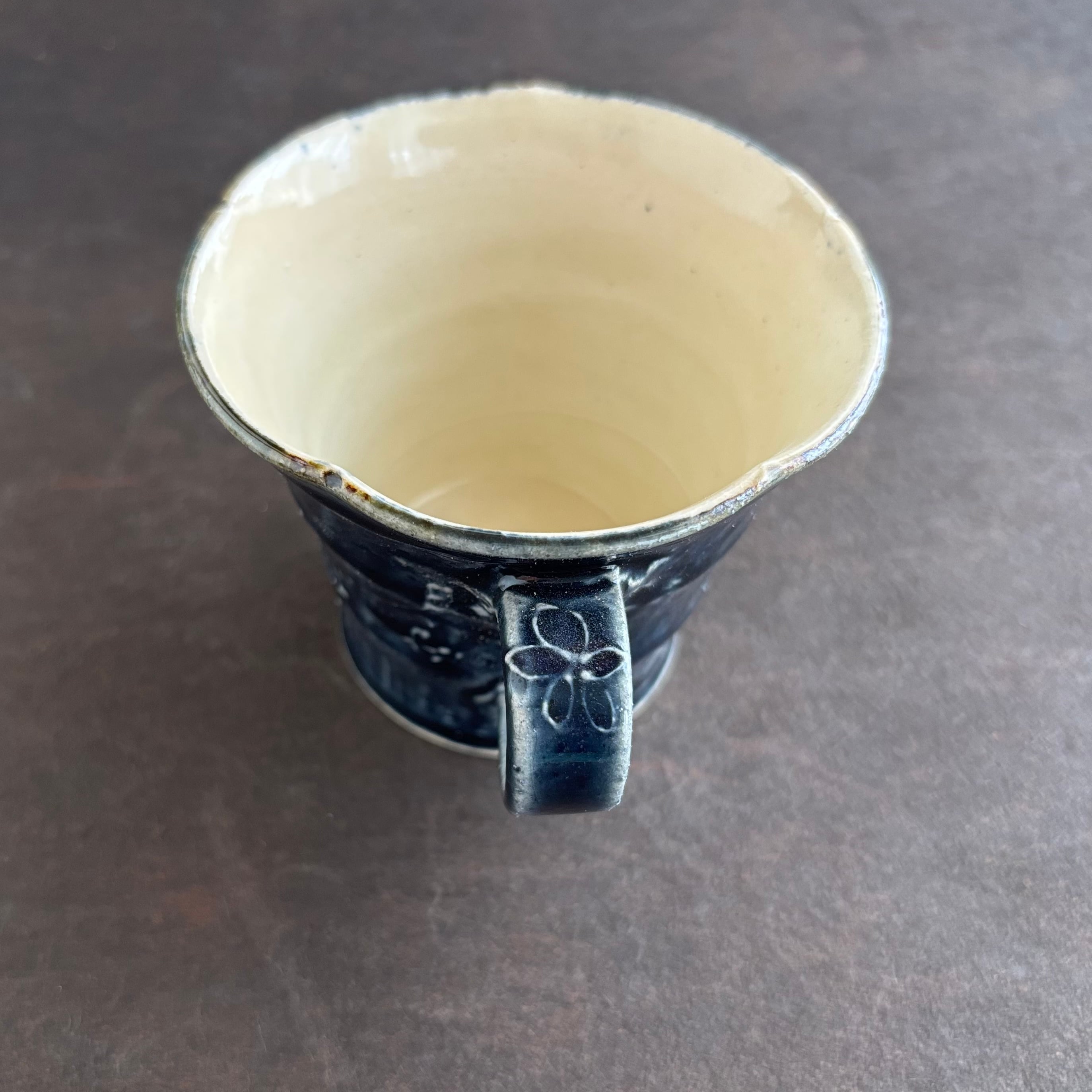 土和のルリエフ　藍釉　お花形ミニマグカップ