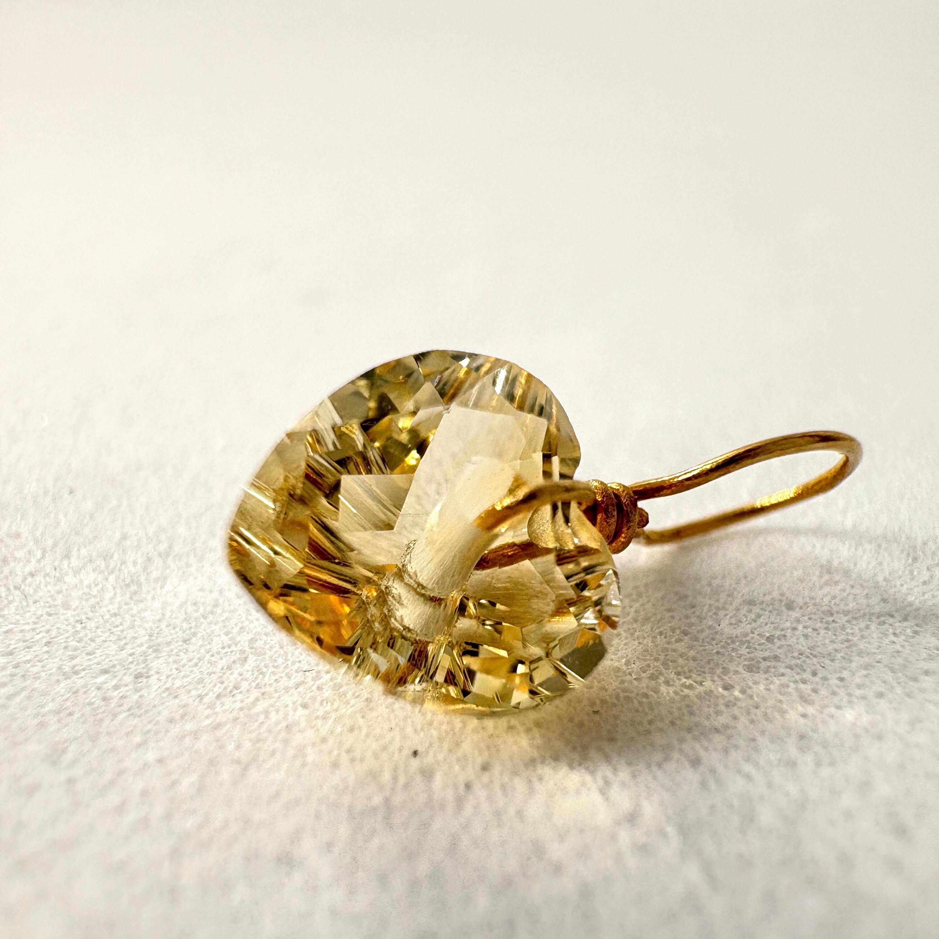 シトリン ハートカットペンダントトップ ブラジル産 約6㎜