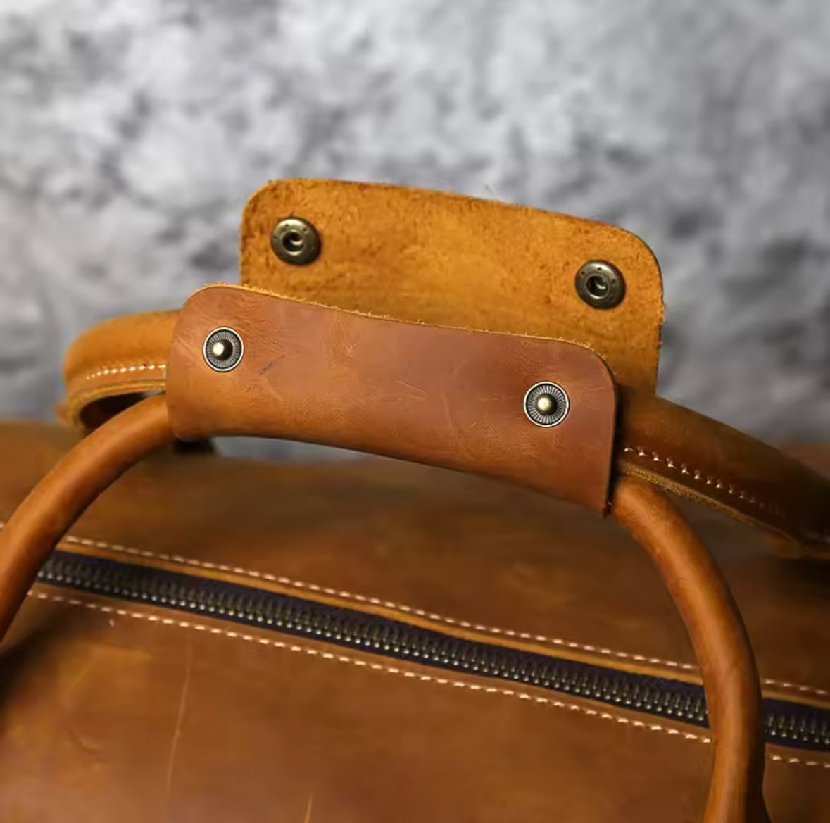 Voyager Tan ボストンバッグ レトロブラウン 大容量 牛革 | GRADO
