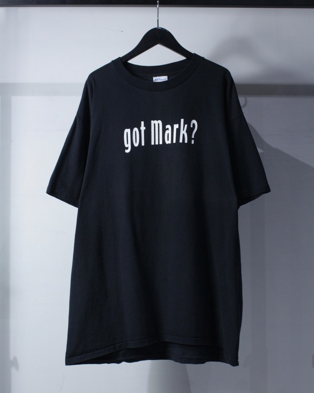 【Caka BLACK】00's "got mark?" Parody Design T-Shirt