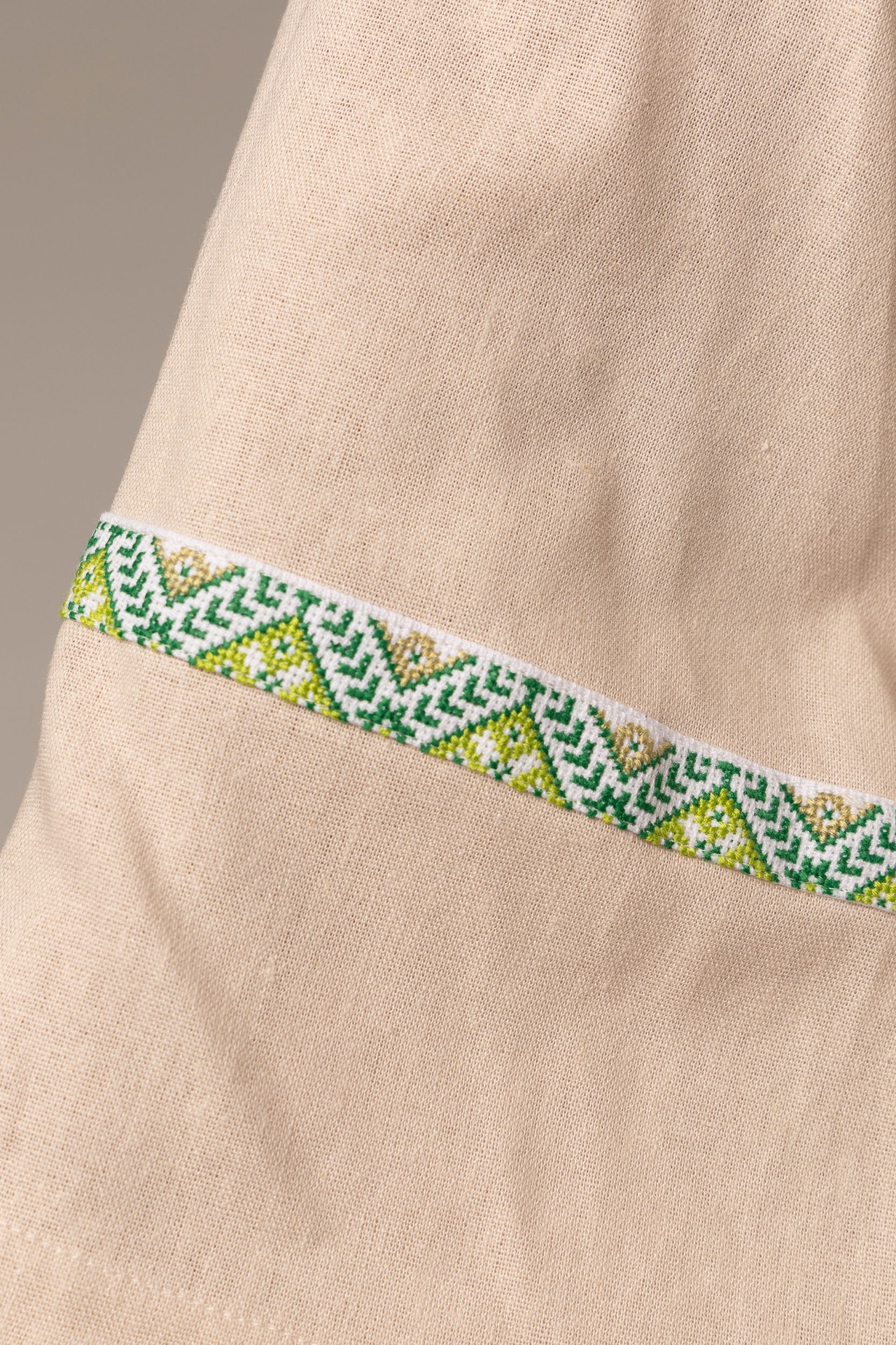 ウクライナ刺繍ヴィシヴァンカ　手刺繍　レディース・フリーサイズ - 9