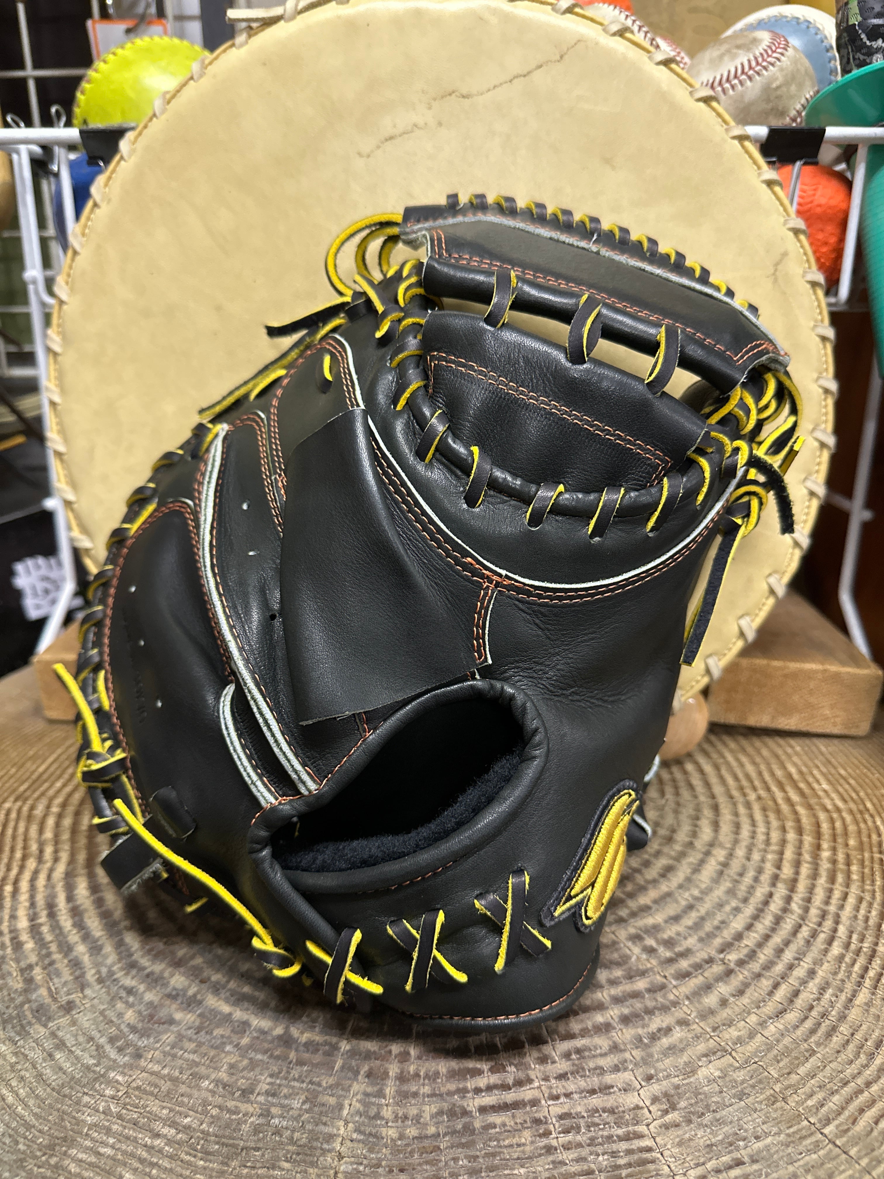 FROM BASE(フロムベース)【限定】硬式キャッチャーミット(型付け済み