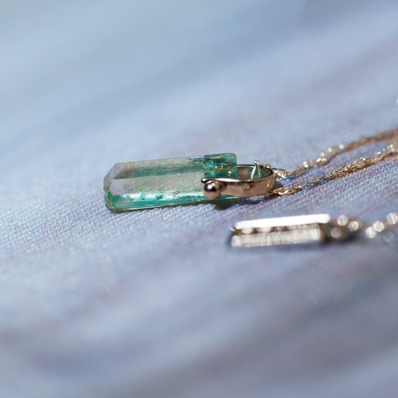 020 Water Lilies Collection】 エメラルド 鉱物原石 シルバー925