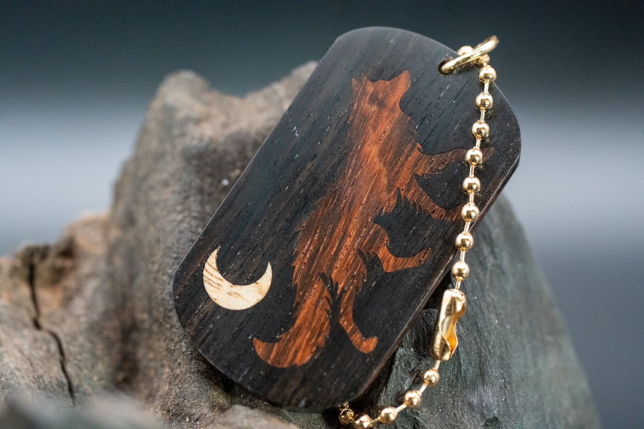 【芳醇な艶と響き】 グラナディラ ドッグタグ 象嵌 闊歩