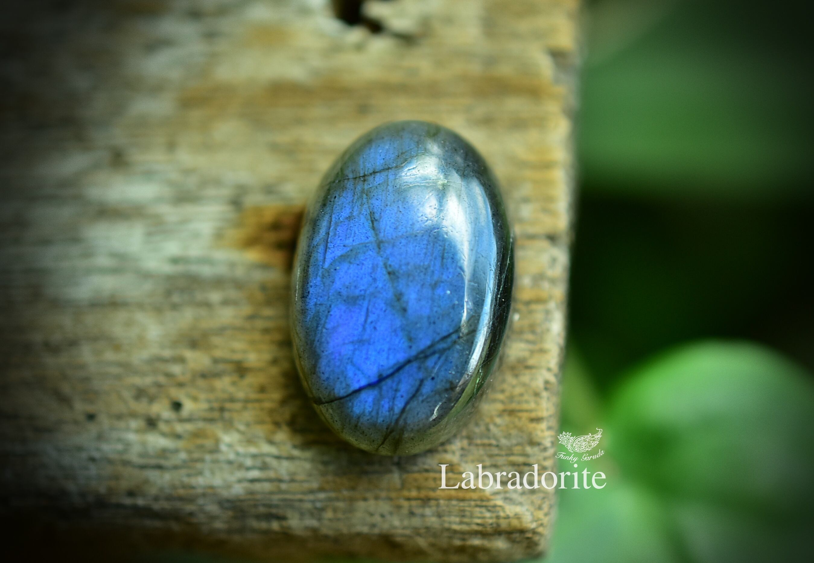 透明感のあるブルー★ブルーラブラドライト ルースs577 | Funky garuda Stone  (ファンキー・ガルーダ・ストーン)天然石と世界の宝物 powered by BASE
