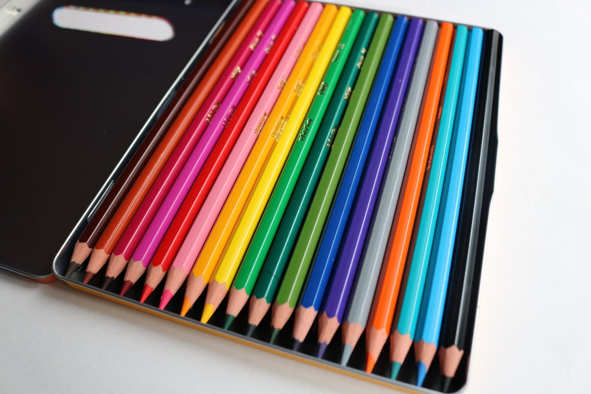 Bic 色鉛筆18色セット | Zakka so-la