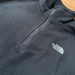 【THE NORTH FACE】ハーフジップ フリースジャケット ポーラテック  ワンポイントロゴ 刺繍ロゴ プルオーバー トップス インナーフリース M ノースフェイス POLARTEC 黒 US古着