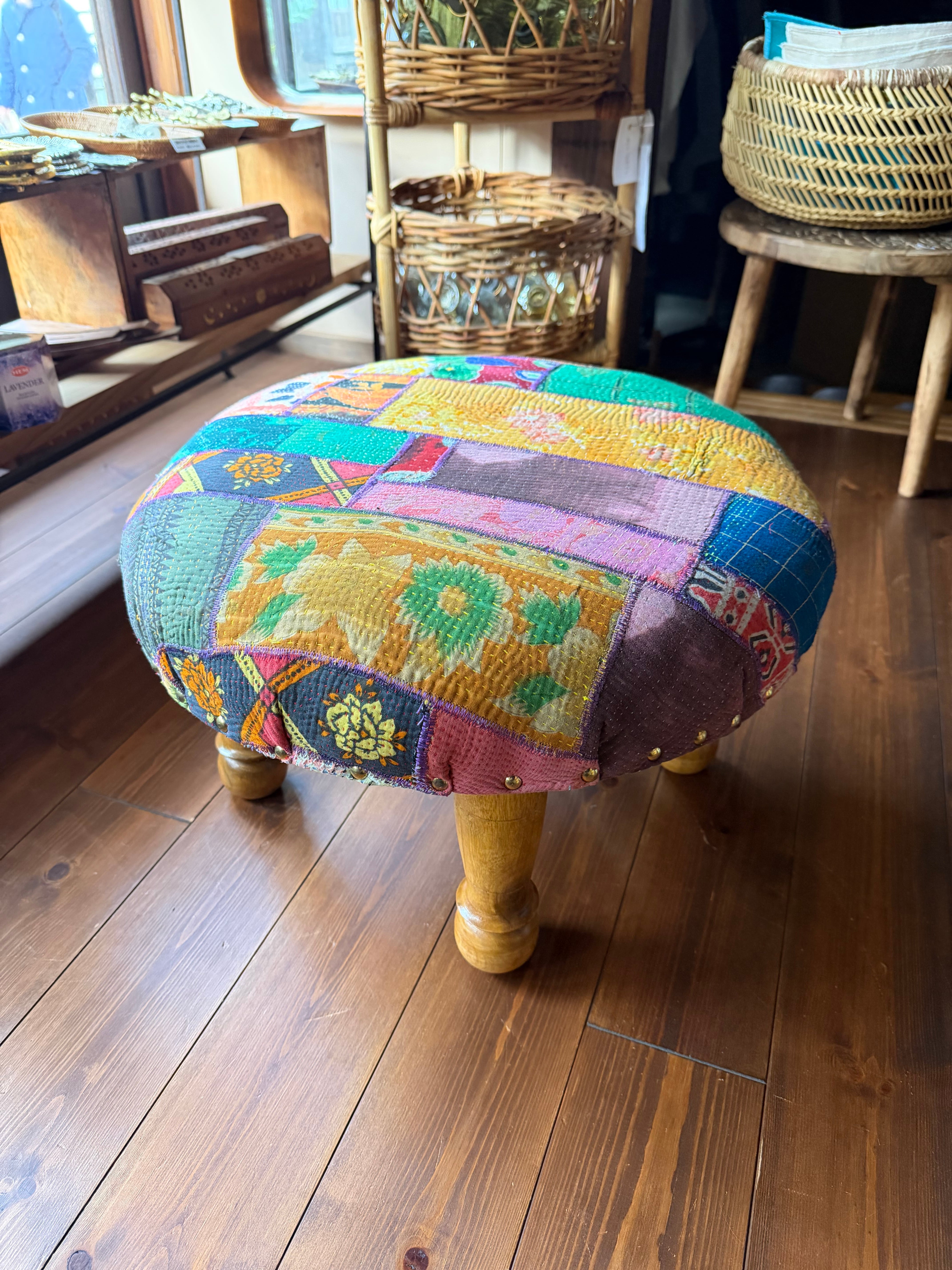 刺し子のパッチワークスツールB(発送2/24以降)