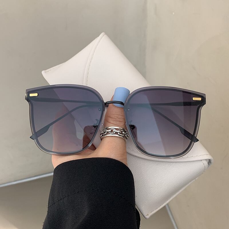 サマーレッド薄手 夏物 ブラック・アイド・ピーズ82687752094