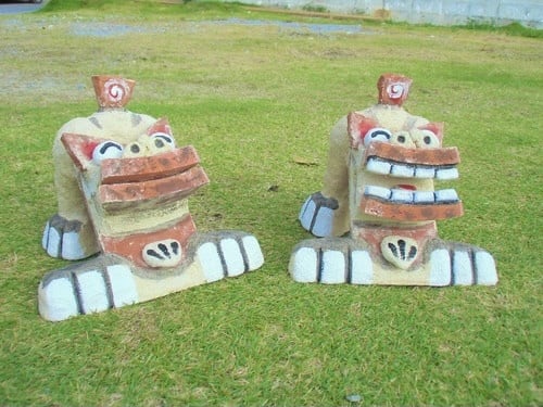 限定販売】城間シーサー（ミニシーサーペア）｜風と緑のちいさな