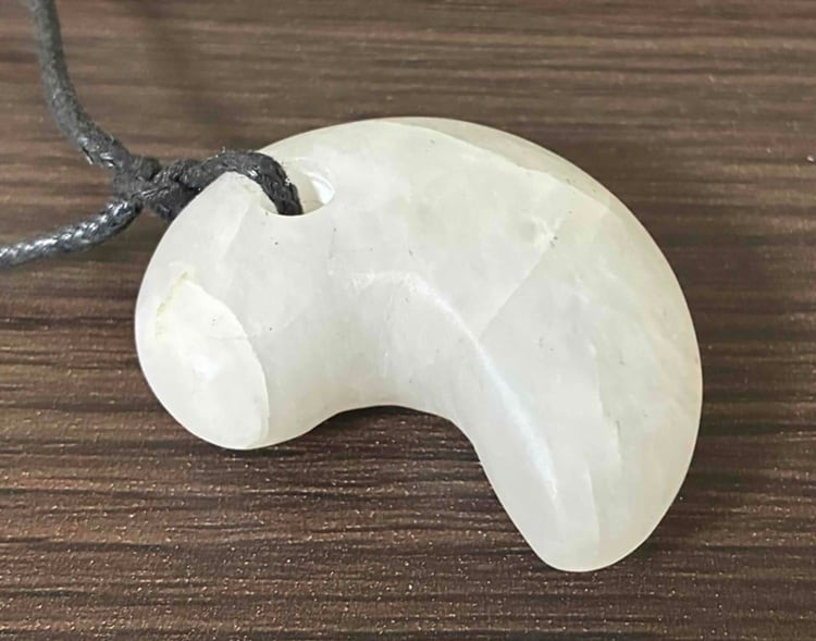 美しい「徳島・阿波翡翠」採取ガイドチケット販売！ | 翡翠原石と翡翠