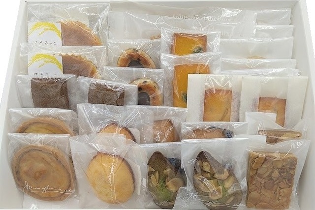 地産地消の焼菓子詰合せ　16個入り