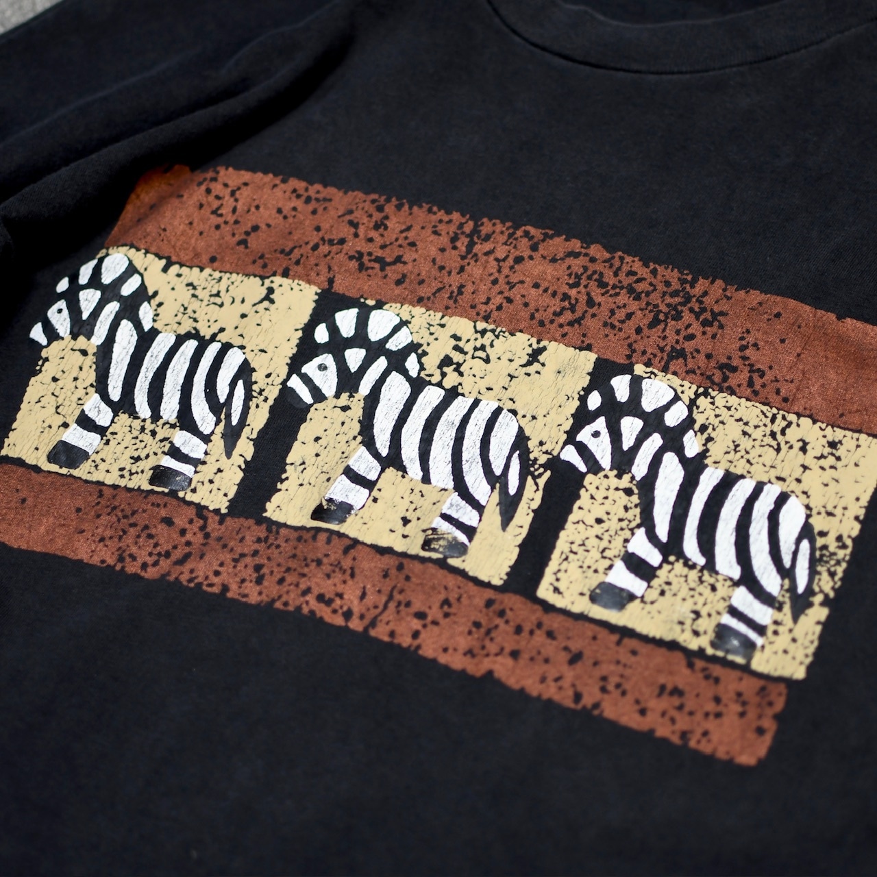 90's zebra zebra zebra print tee