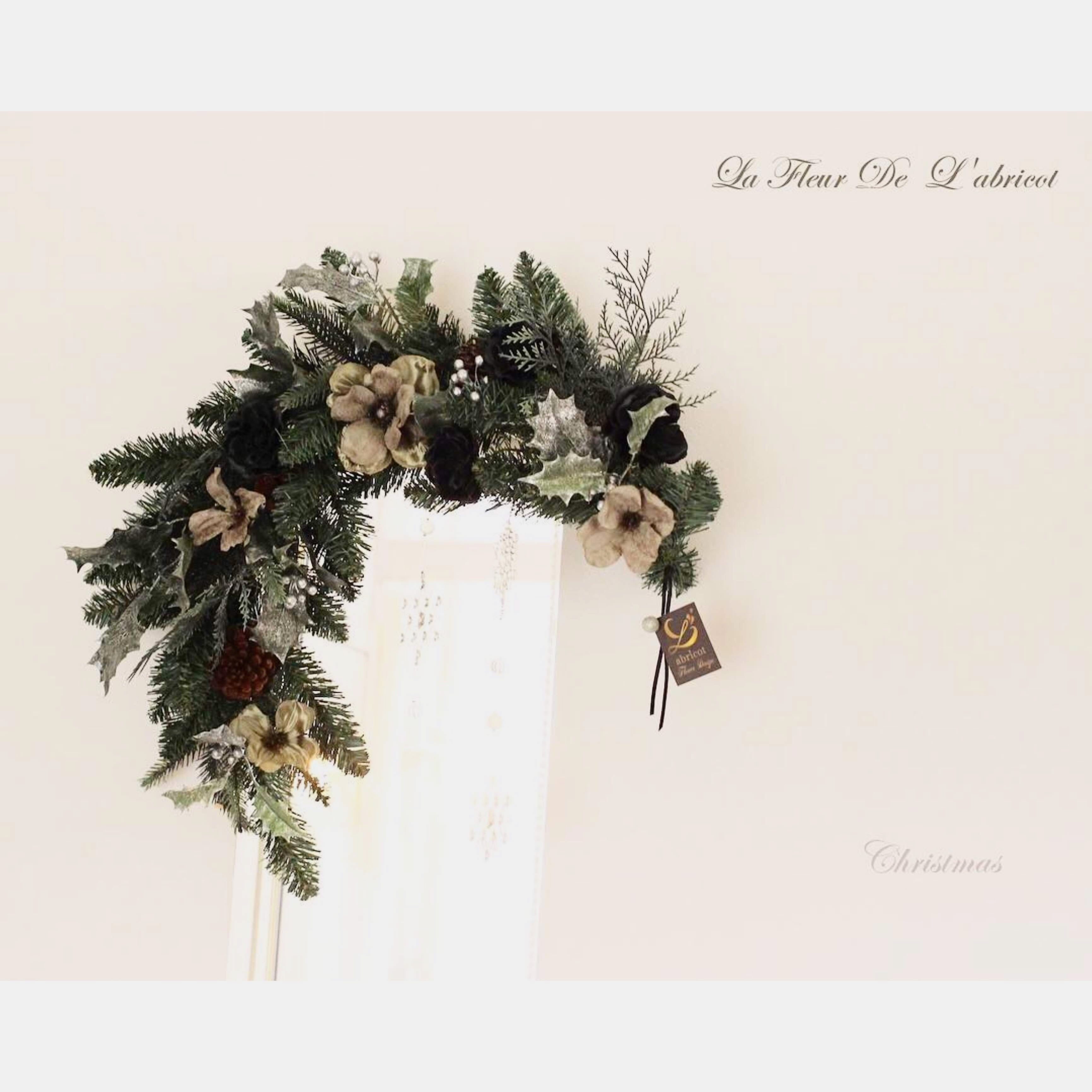 三日月のボリューミーなクリスマスリース | 花と器のL'abricot