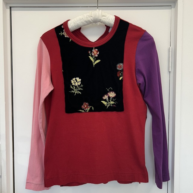 【Tao】フラワー刺繍 ベロア切替トップス（Used）
