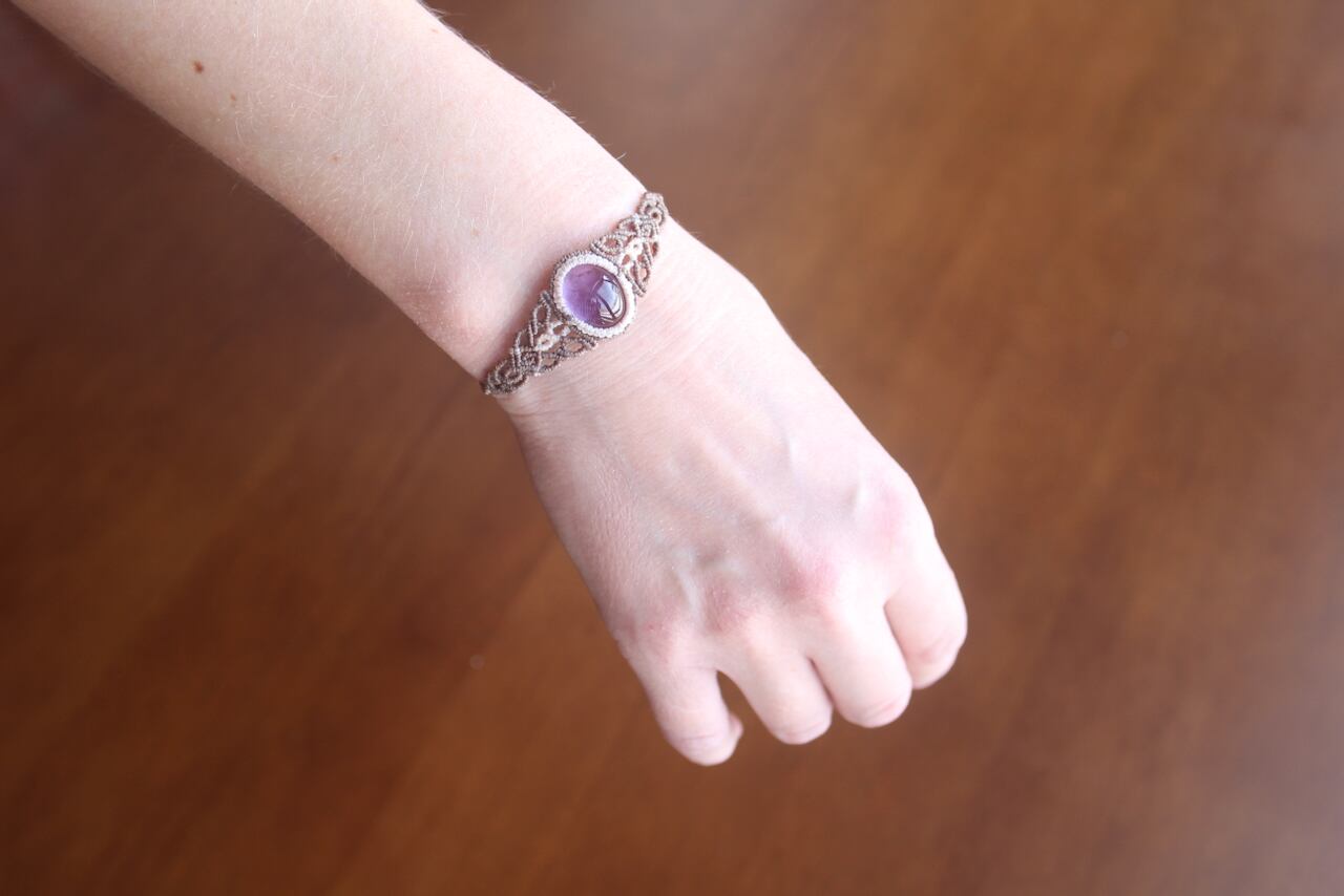 Amethyst micro macrame bracelet
