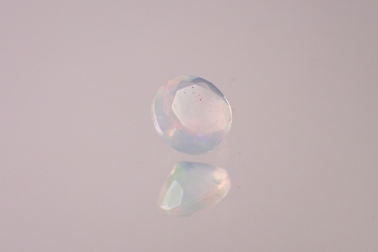 オパール　0.33ct　[D3-222]