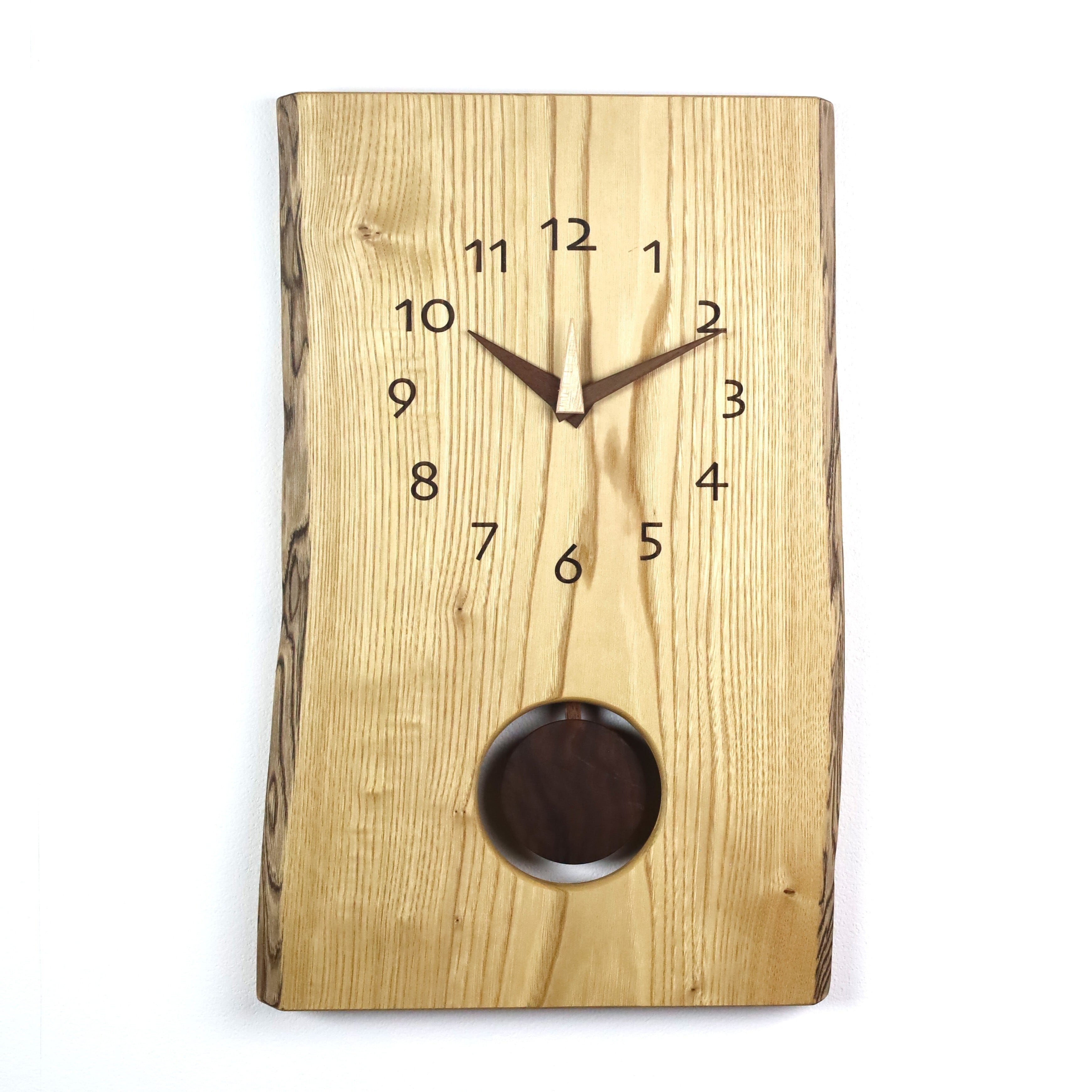 【無垢の天然木】一枚板振り子時計　掛け時計 手作り 無垢 天然木 とち 栃 無垢の天然木】一枚板振り子時計 掛け時計 手作り 無垢 天然木