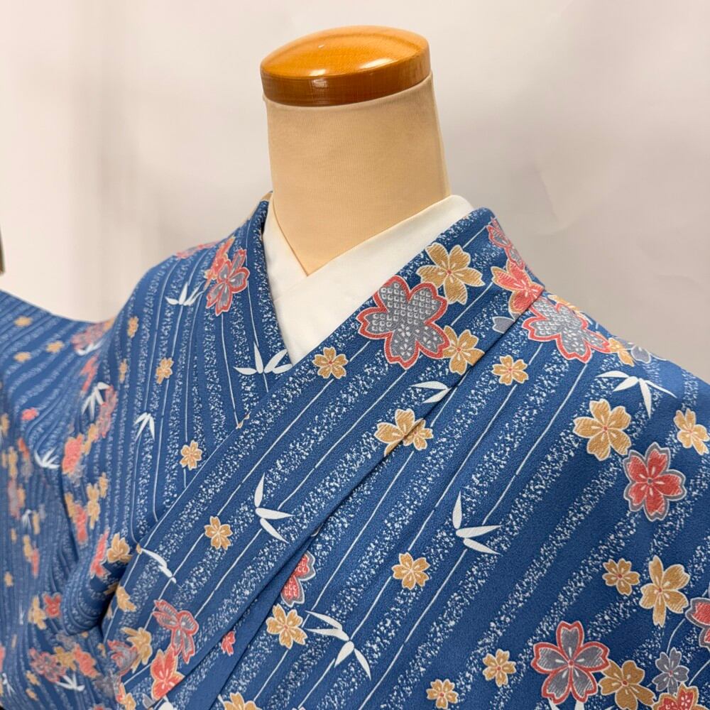 小紋 単衣 洗える着物 裄63.3cm 身丈159cm 花柄 お洒落着 普段着 ポリエステル 青 美品 S サイズ 6586