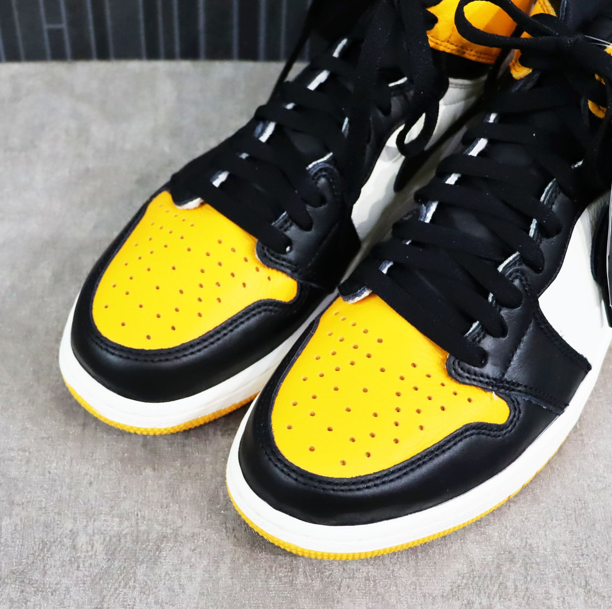 Nike Air Jordan 1 Retro High OG ＂Taxi＂/ ナイキ エアジョーダン1