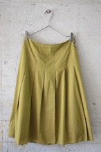 Lightweight iridescent green skirt