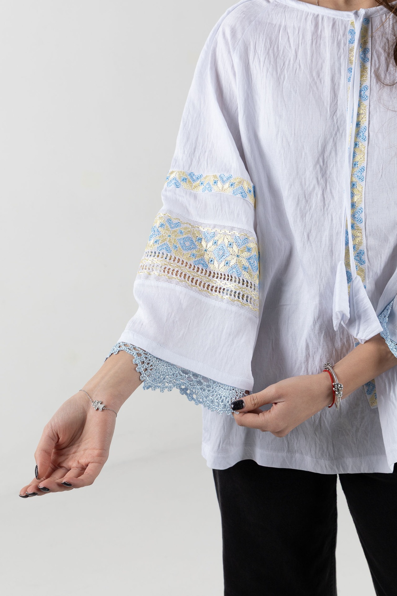 ウクライナ刺繍ヴィシヴァンカ　シルク糸　手刺繍　レディース・フリーサイズ - 9