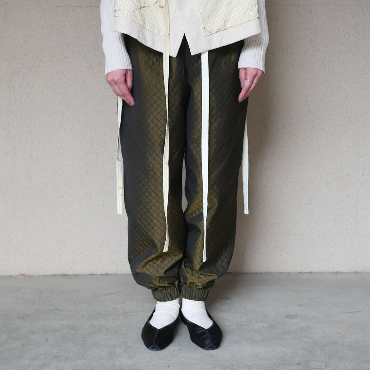 177.【カーキの国】あのモンペパンツ