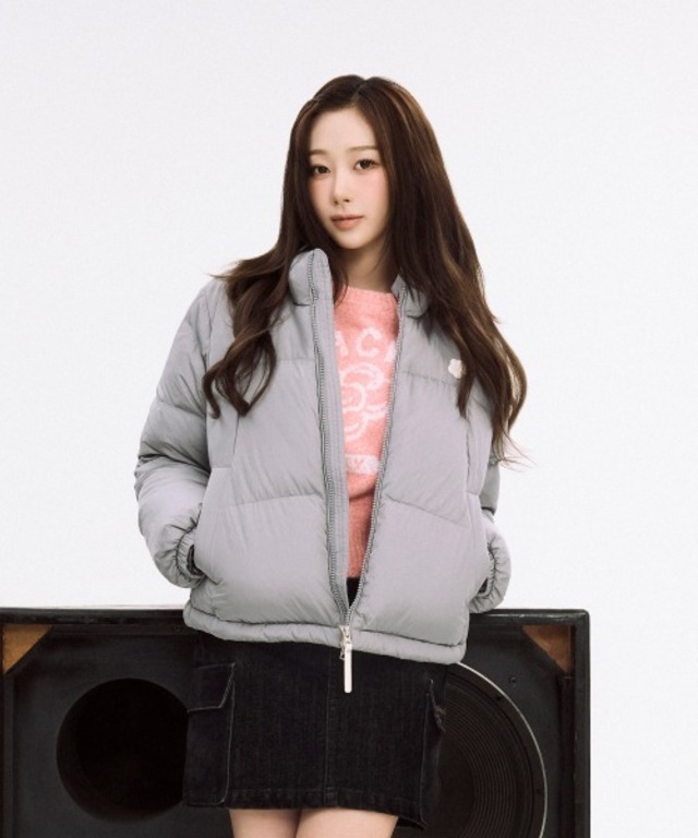 数量限定特典イベント！★aespa ジゼル 着用！！【WACKY WILLY】Women's Duckie Glossy Down Short Puffer (5 colors)