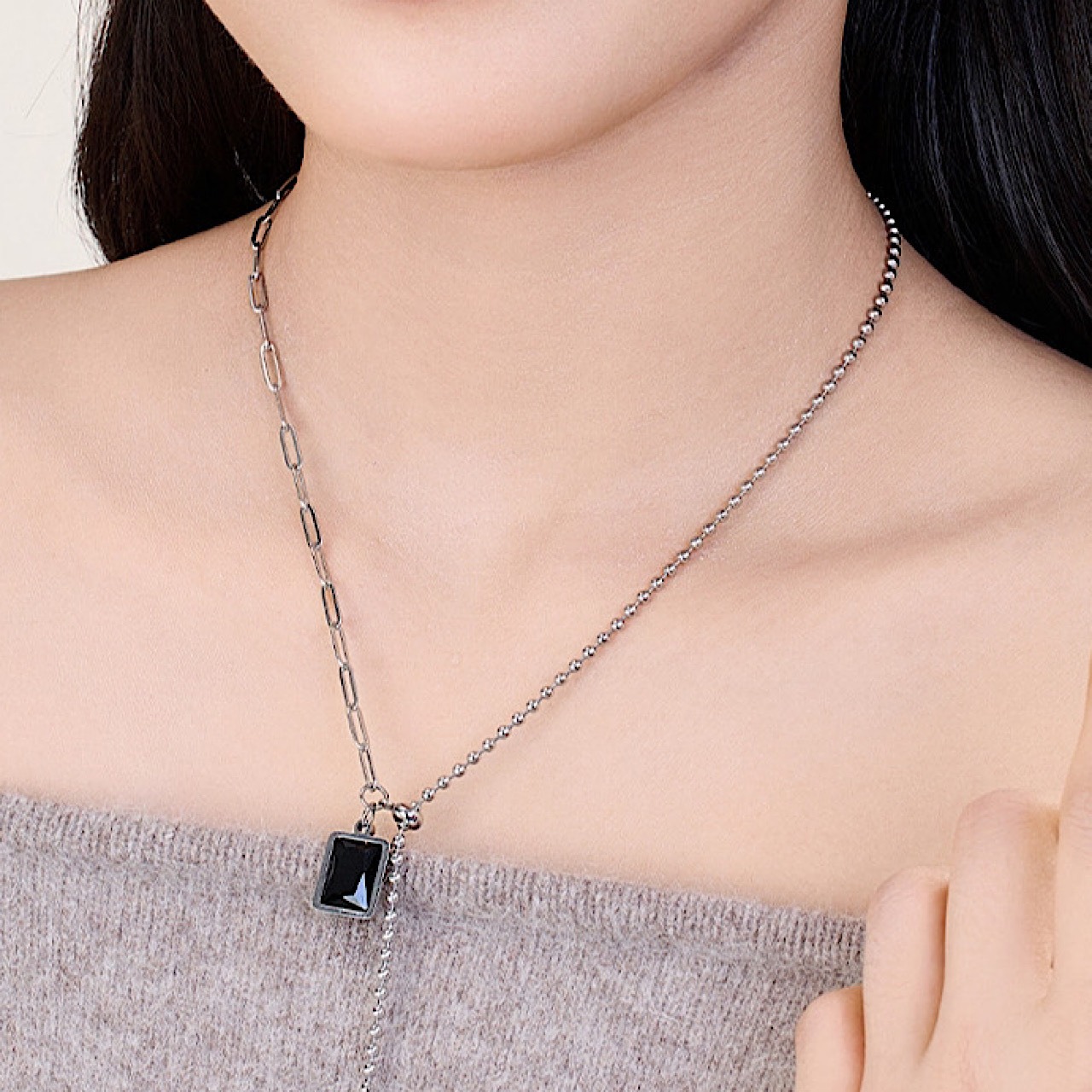 ペンダント おしゃれ ブラック ダイヤモンド 高級感 ネックレス - 2