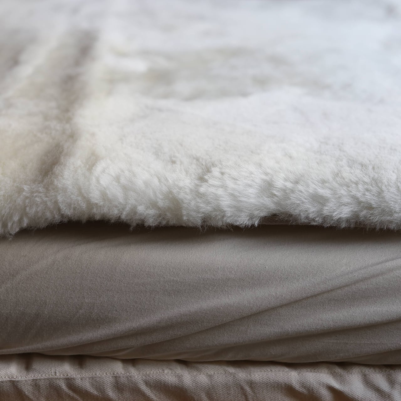 高密度ムートンパッド Sサイズ 100 × 200cm | アトマダ寝具店