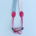 30mm幅カメラストラップライトグレー裏地山藍ずり革ベタ染