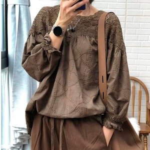 レースショルダー　プルオーバーシャツ 4col N BR101