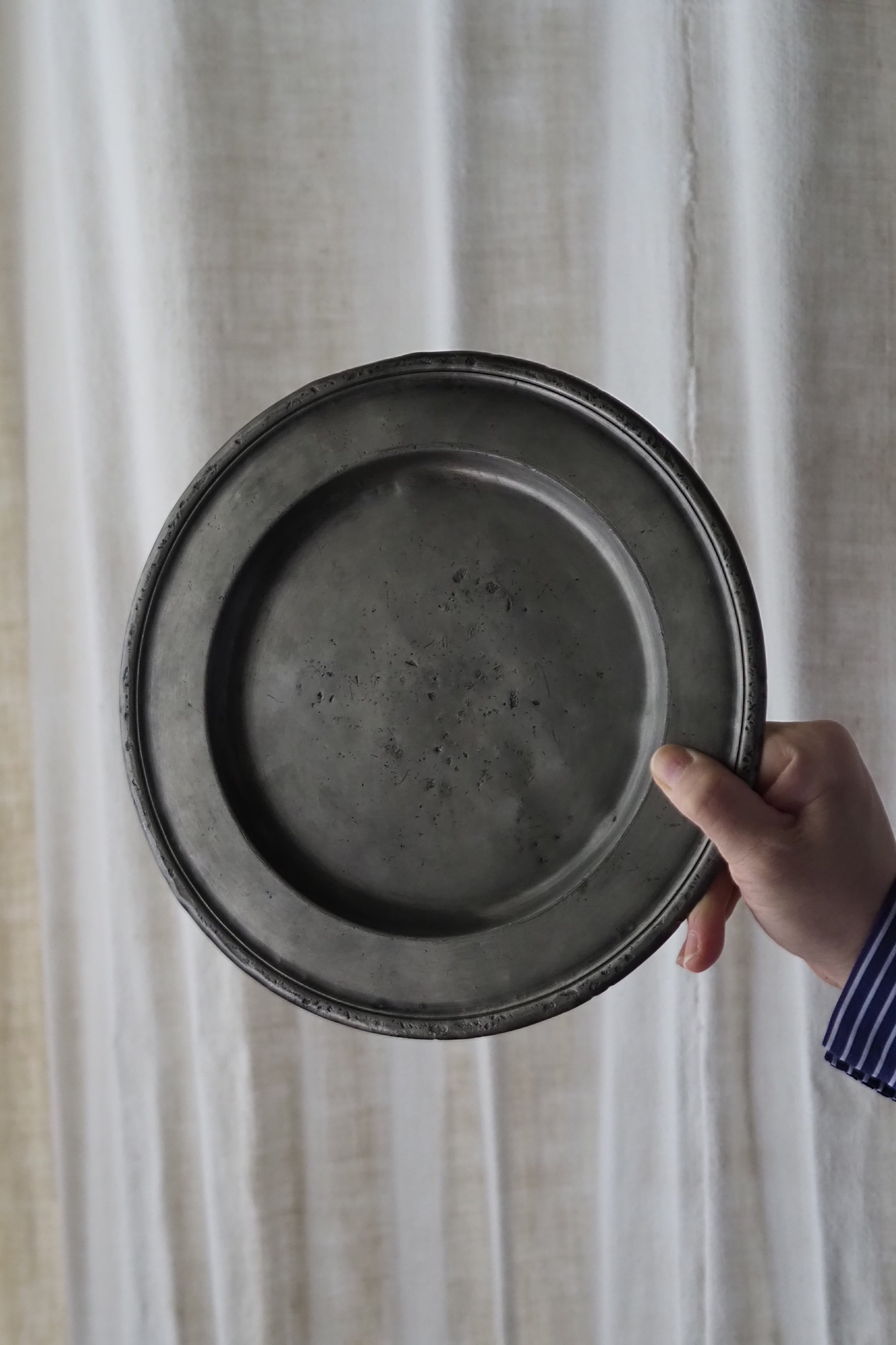 アンティーク ピューター丸皿 No.4-antique pewter round plate