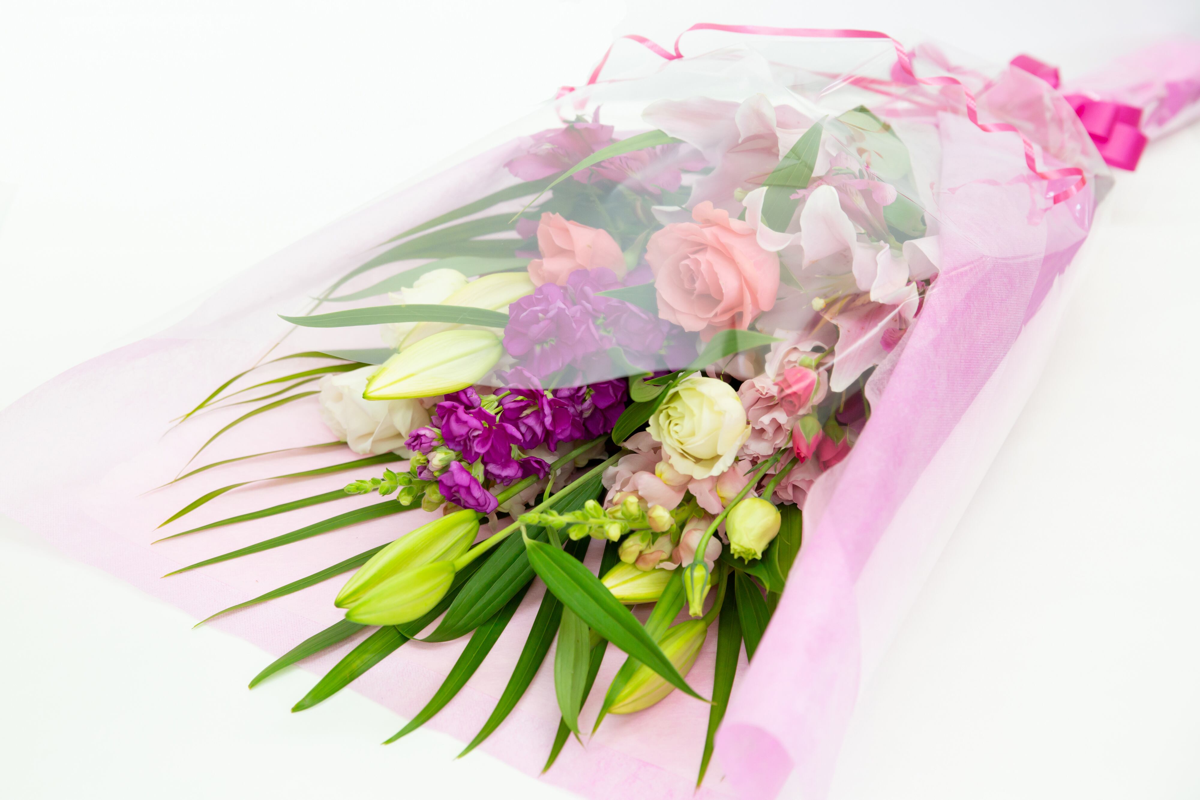 お任せ花束（ピンク系） 5000円 地域限定・配送無料 | Lotus Blossom