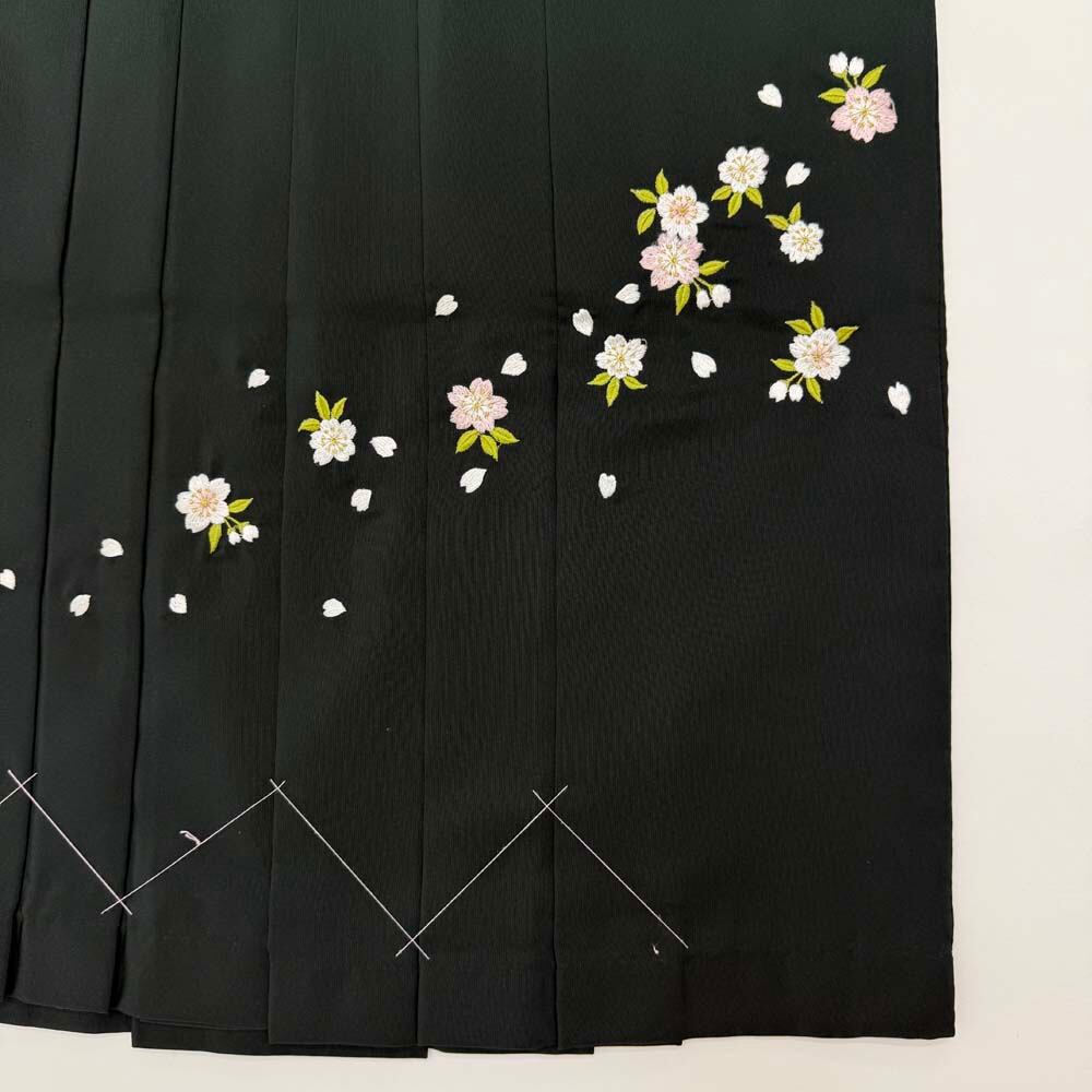 袴 S size 紐下丈87cm 行灯袴 卒業袴 女性用袴 ぼかし 刺繍 緑 中古