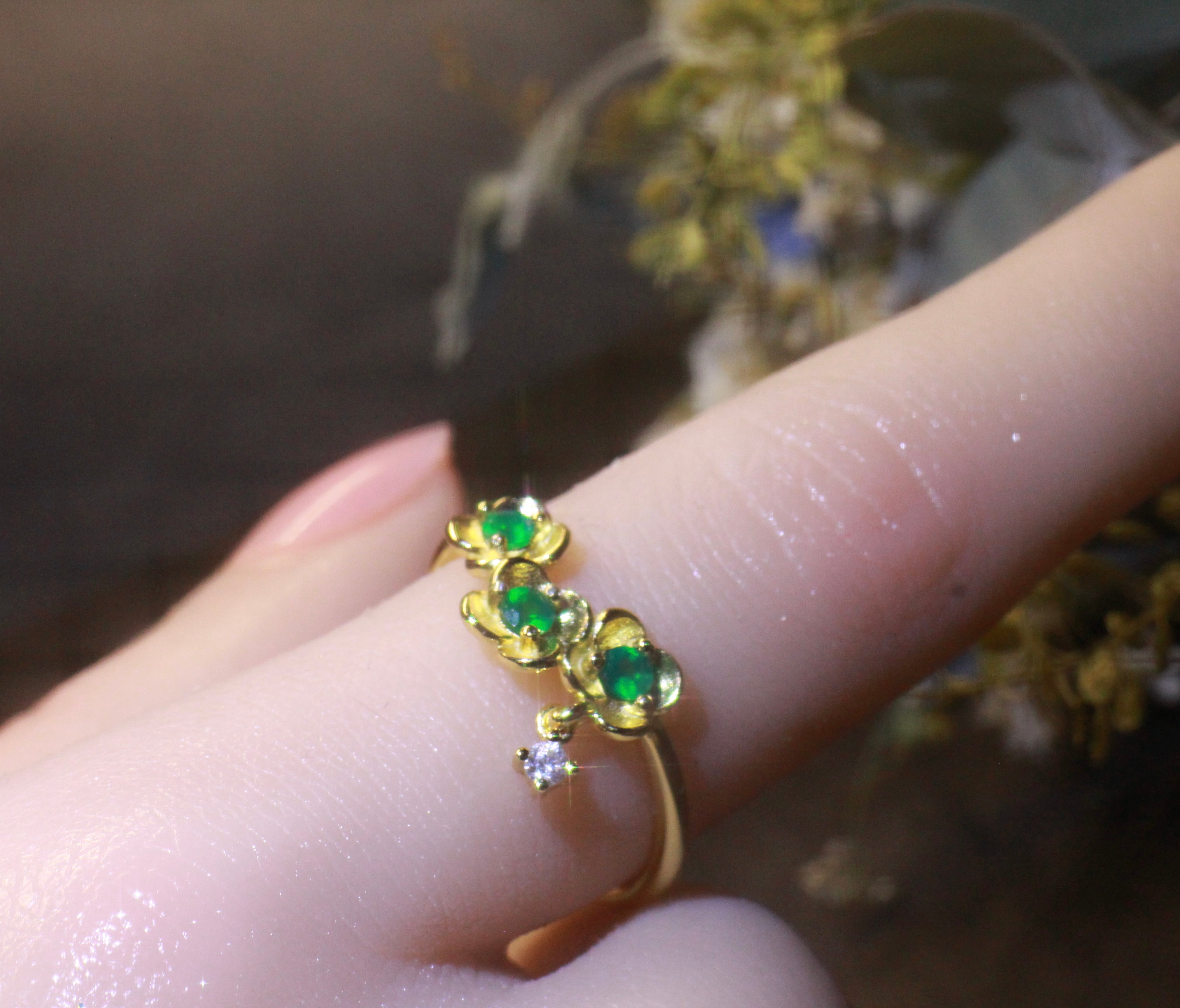 再販】【Silver925 18Kgp】『fleur ring』グリーンカルセドニー 揺れる