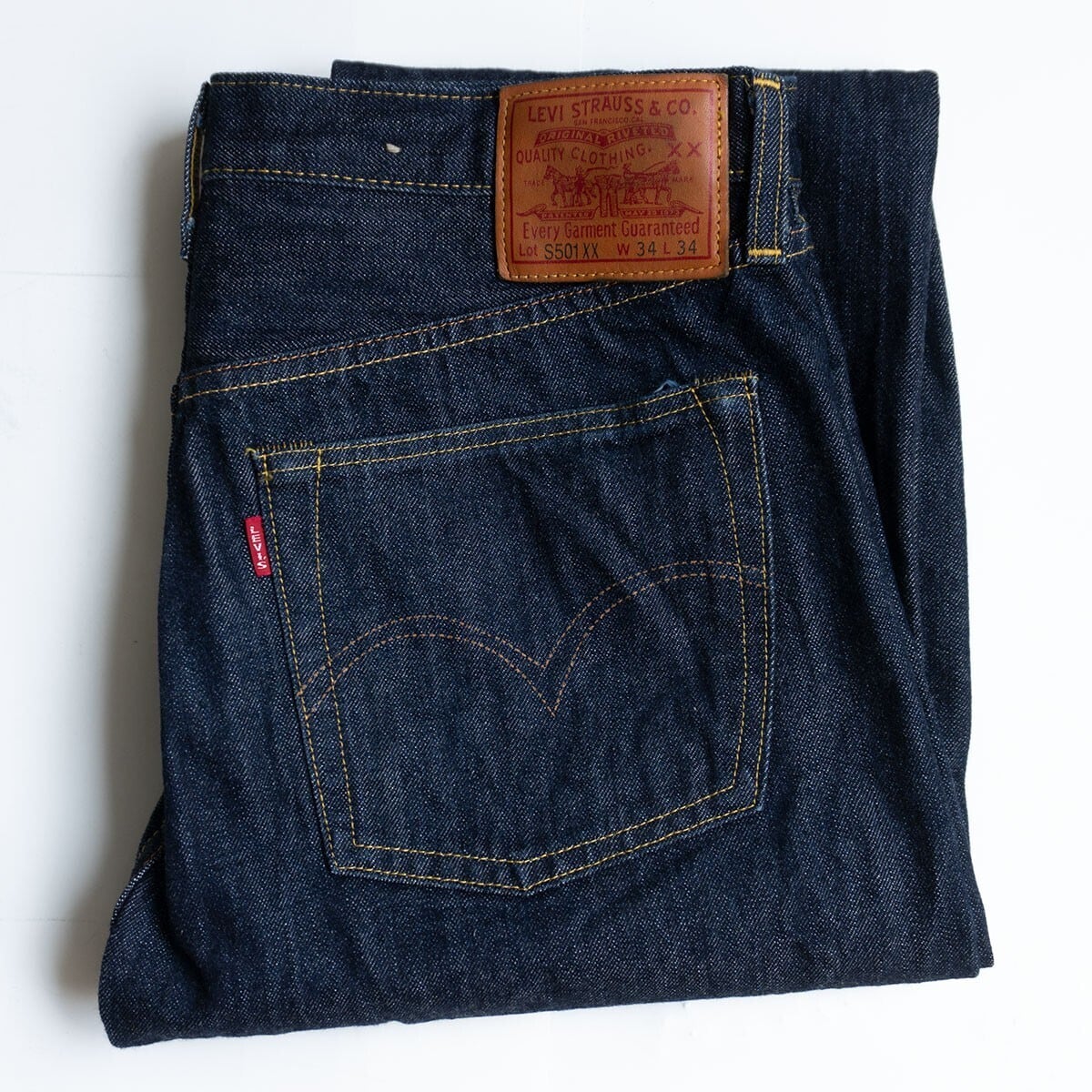 雰囲気抜群/80s】 LEVI'S 【501 赤耳 デニムパンツ】33×40 ボタン裏524