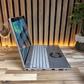 『タッチパネル式』Let's note QV1 最高峰i7第11世代 SSD512GB メモリ16GB 人気ノートパソコン