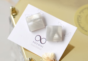 スクエアの一粒ピアス・イヤリング - ice crystal - (sa02_2303)