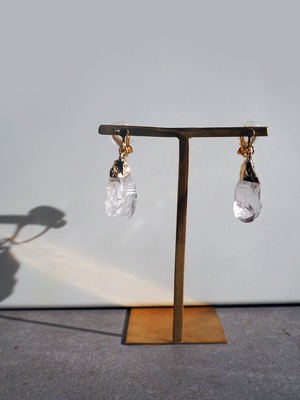《ゴールド水晶》ピアス
