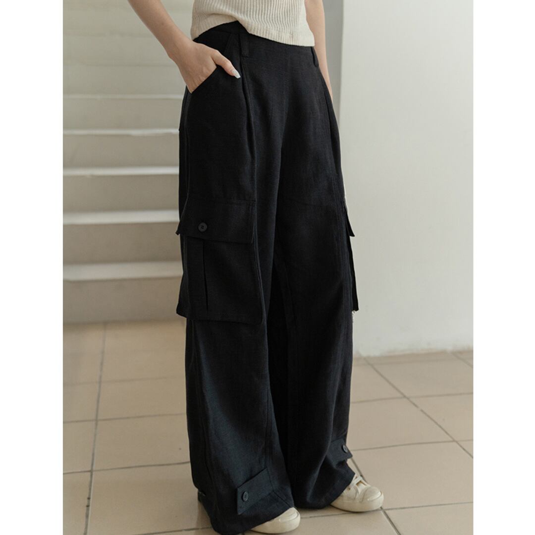 wide straight pants with pockets