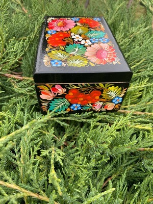 ペトリキウカのジュエリーボックス（巨匠ホロベッツ作）