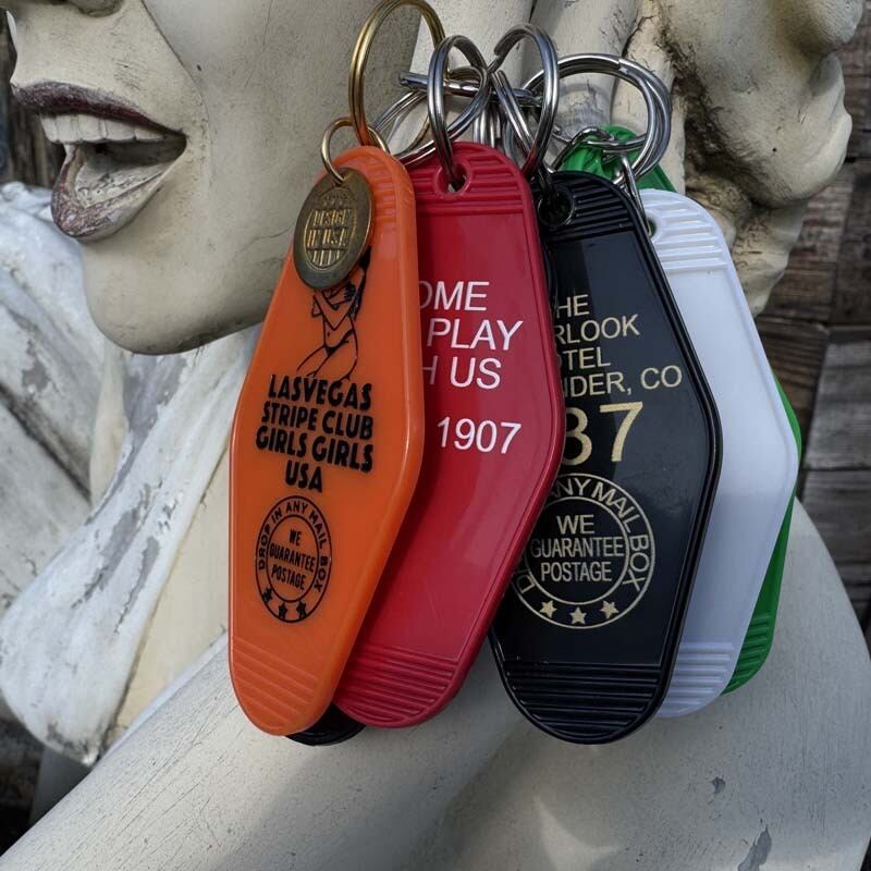 Old Motel Keyholder/LASVEGAS STRIP CLUB、アメリカンテイストなエロ
