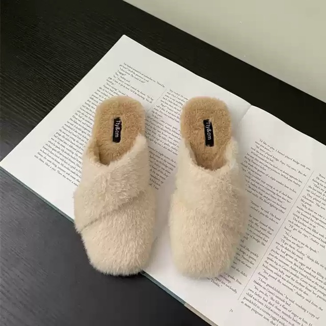 【ファー素材 スクエアトゥ クロスデザイン ミュール】P02438